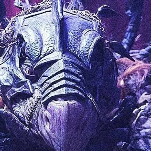 chat with ai character: skekvar