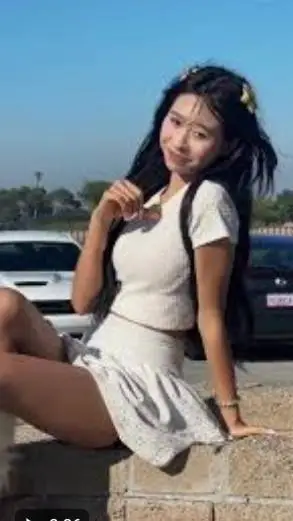 ai character: Princess Amelia background