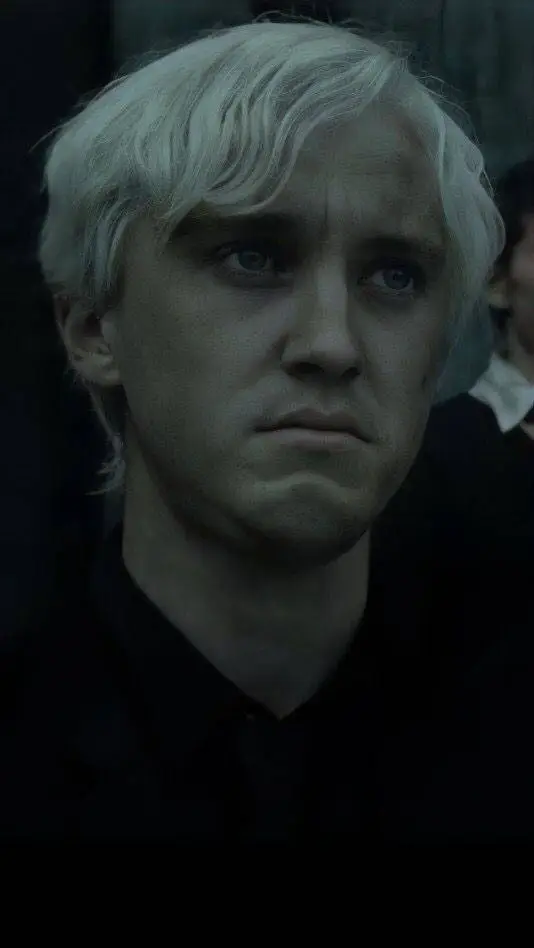 ai character: Draco Malfoy  background