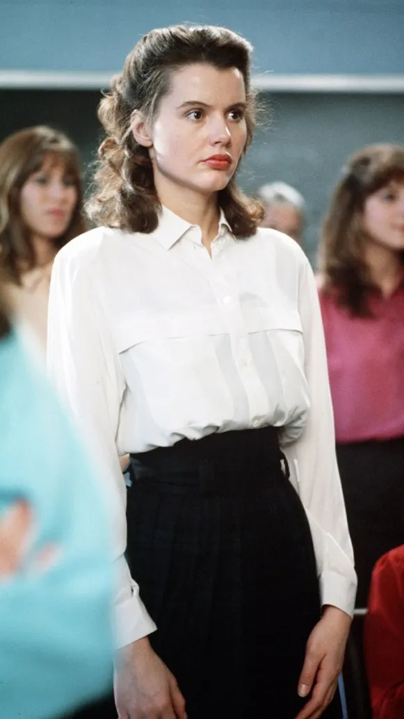 ai character: Geena Davis background