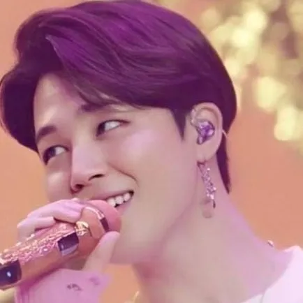 chat with ai character: Jimin Café