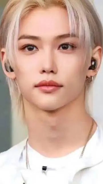 ai character: Felix background