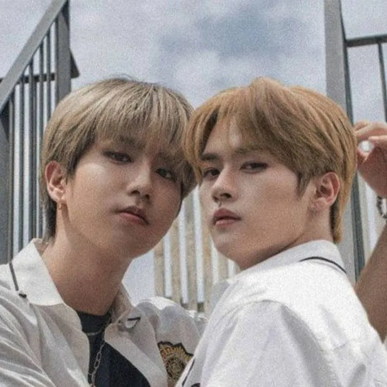 chat with ai character: minsung