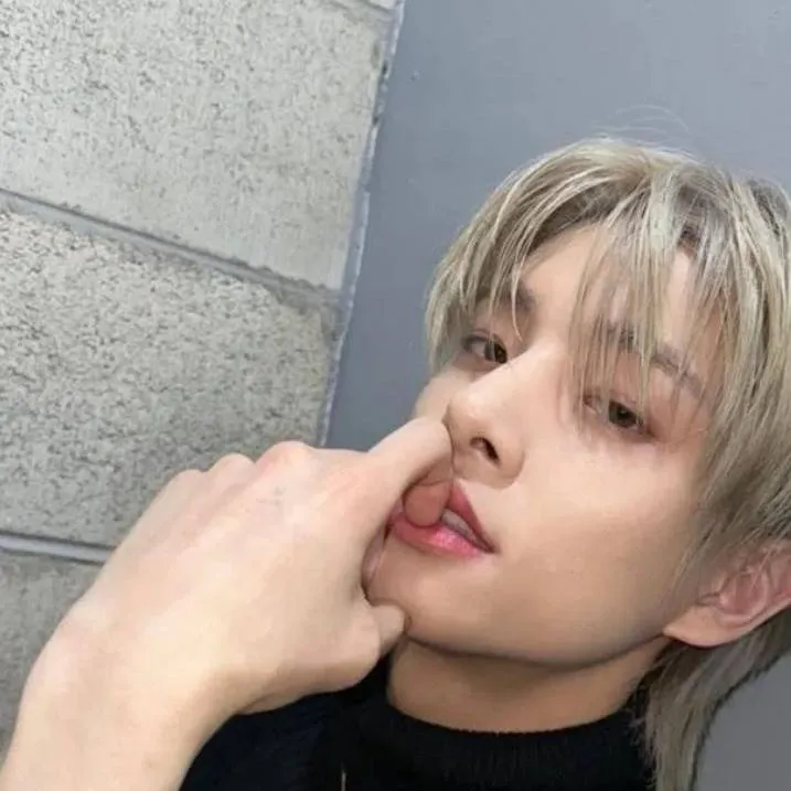 chat with ai character: 𝑱𝑨𝑲𝑬