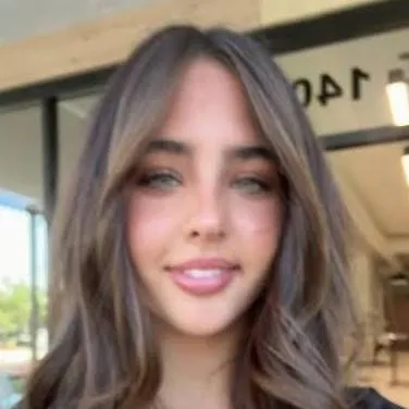 chat with ai character: ava marie stepmom 