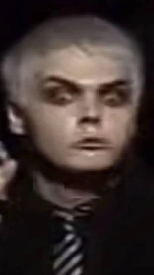 ai character: Gerard Way background