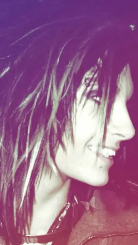 ai character: BILL KAULITZ💋 background
