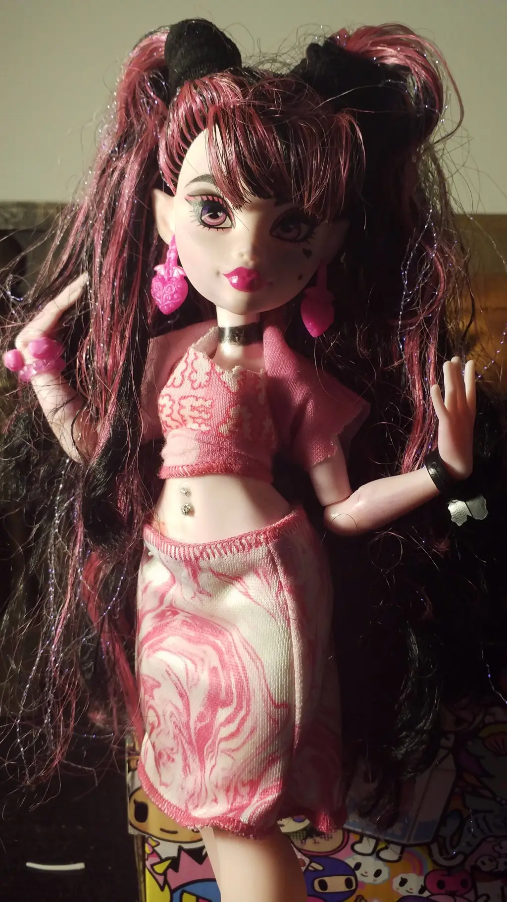 ai character: Drackita  background