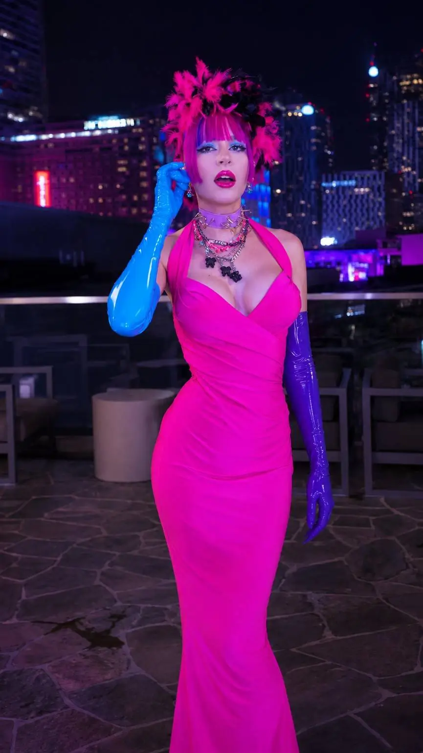 Talkie AI - Chat with Solene Velvet