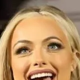 chat with ai character: liv morgan