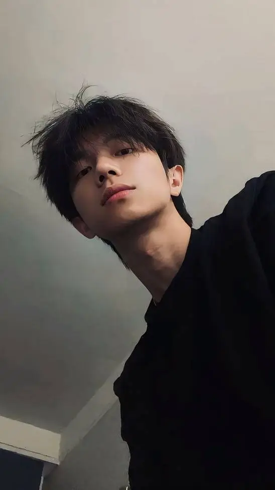 Talkie AI - Chat with Cade