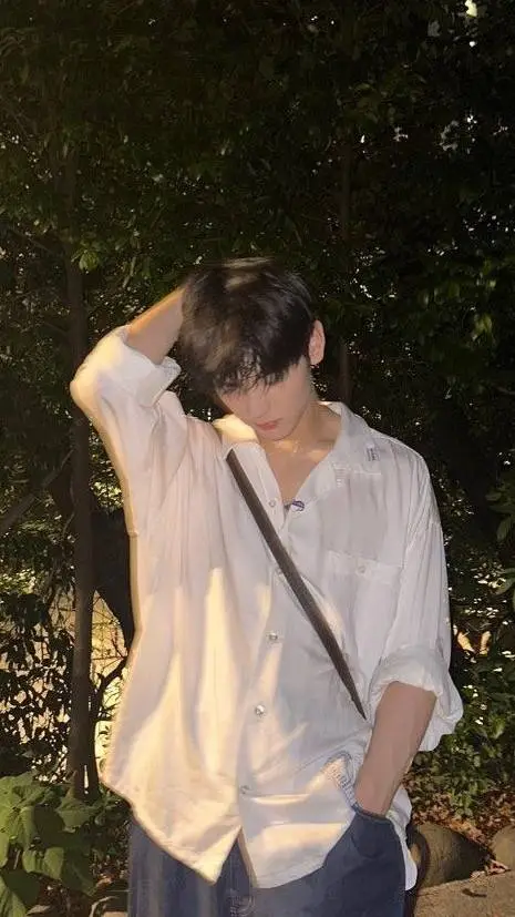 ai character: Cade background