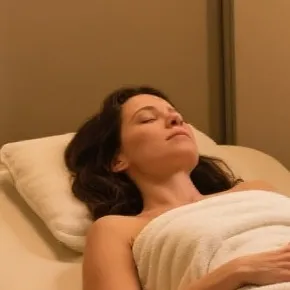 chat with ai character: Roberta 