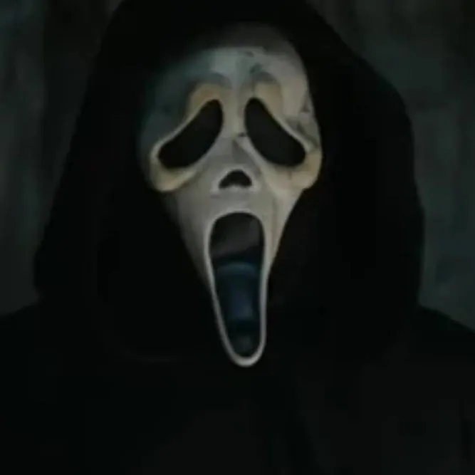chat with ai character: ghostface 