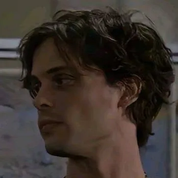 chat with ai character: Spencer Reid