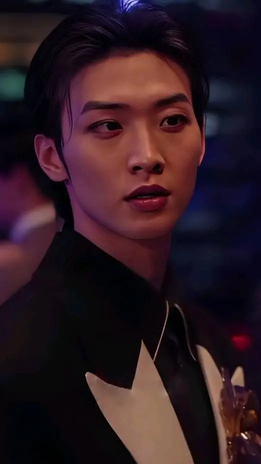 ai character: Minho(Xo Kitty)  background