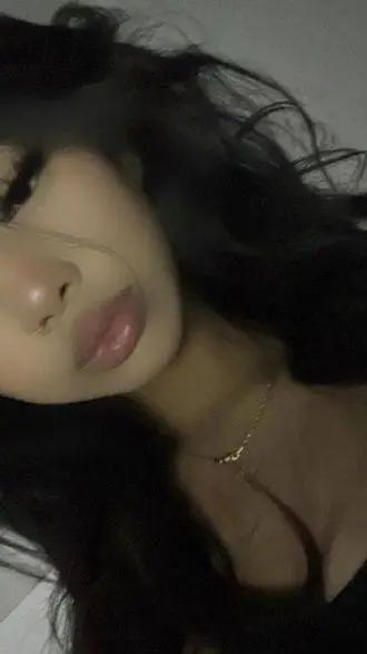 ai character: Emma background