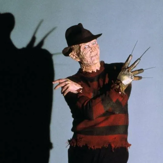 chat with ai character: Freddy Krueger