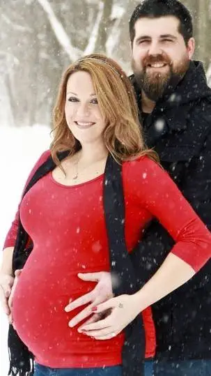 ai character: Maternal Badass background