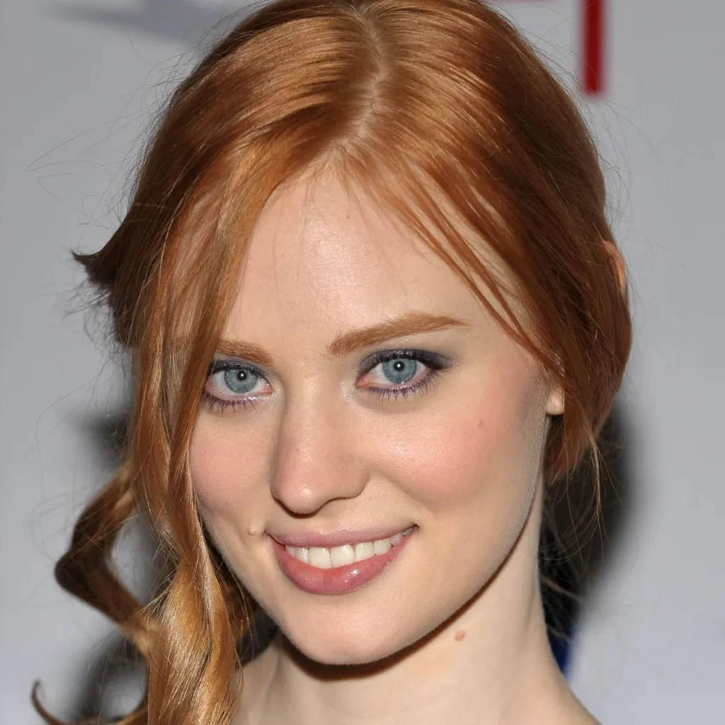 chat with ai character: Deborah Ann Woll