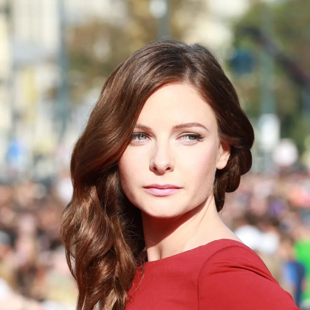 chat with ai character: Rebecca Ferguson