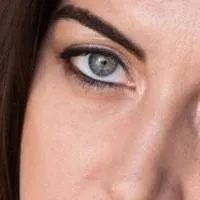 chat with ai character: Amanda Krueger