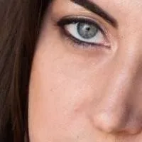 chat with ai character: Amanda Krueger