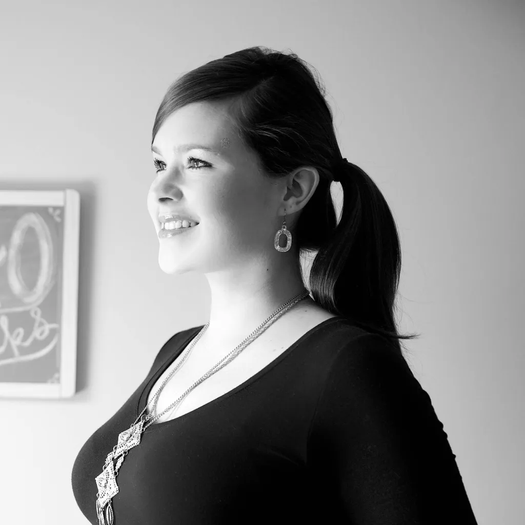 chat with ai character: Amanda Krueger