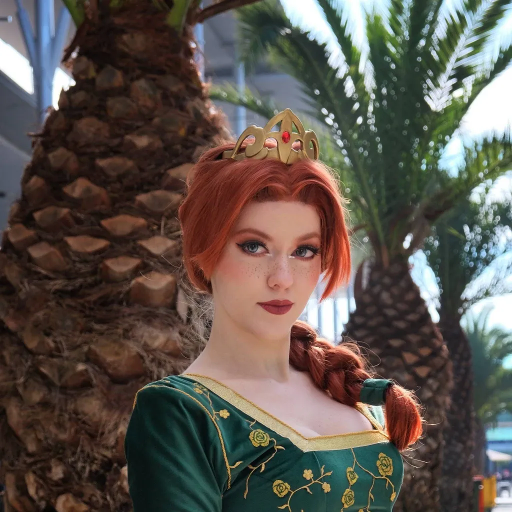 chat with ai character: Princess Fiona
