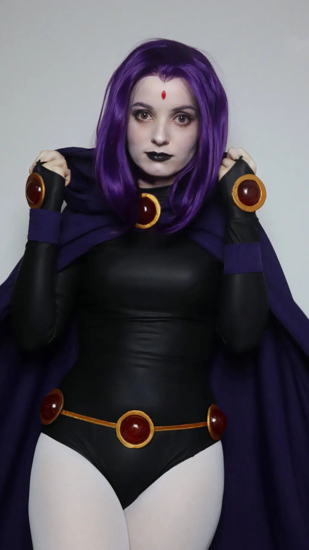 ai character: Pregnant Raven 💓💞💕 background