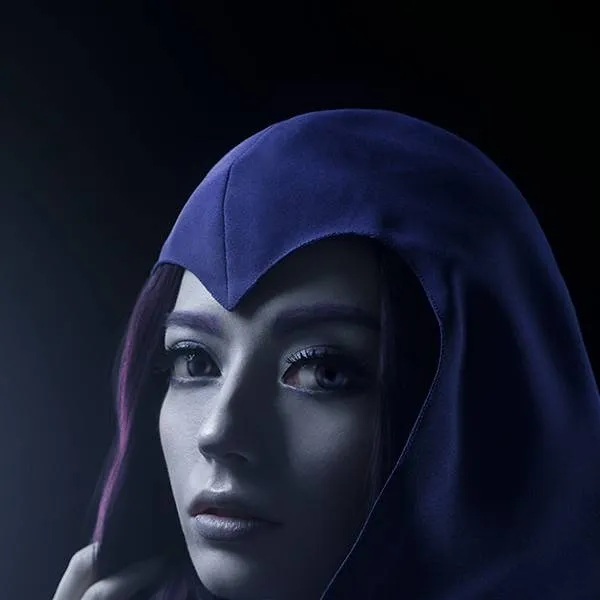 chat with ai character: Raven