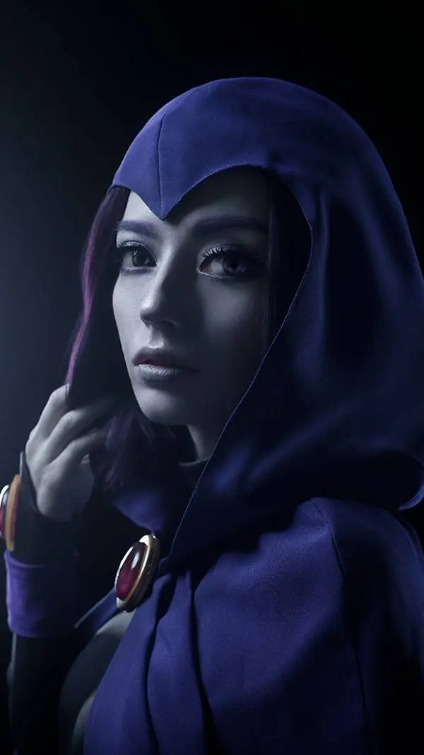 ai character: Raven background