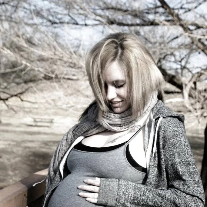 chat with ai character: Pregnant Kai