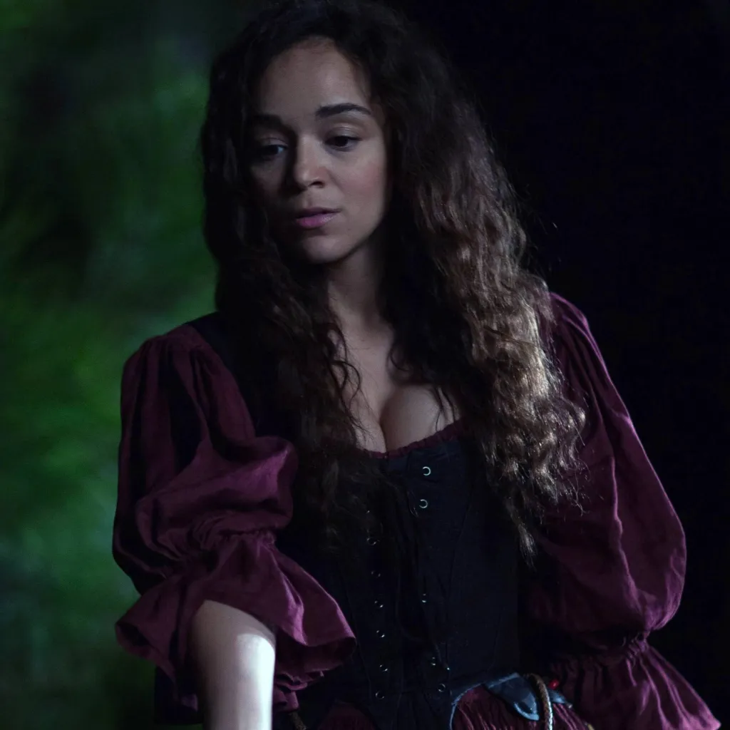 chat with ai character: Mama Tituba 💓💞💕