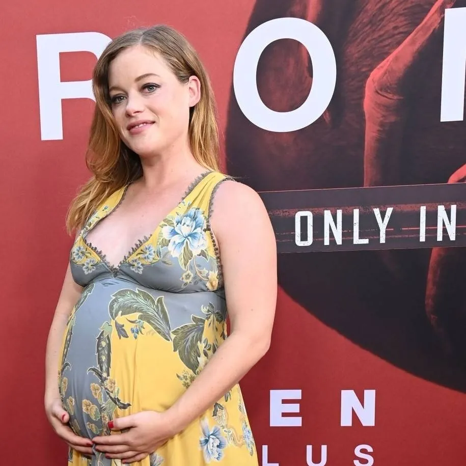 chat with ai character: Jane Levy 💓💞💕