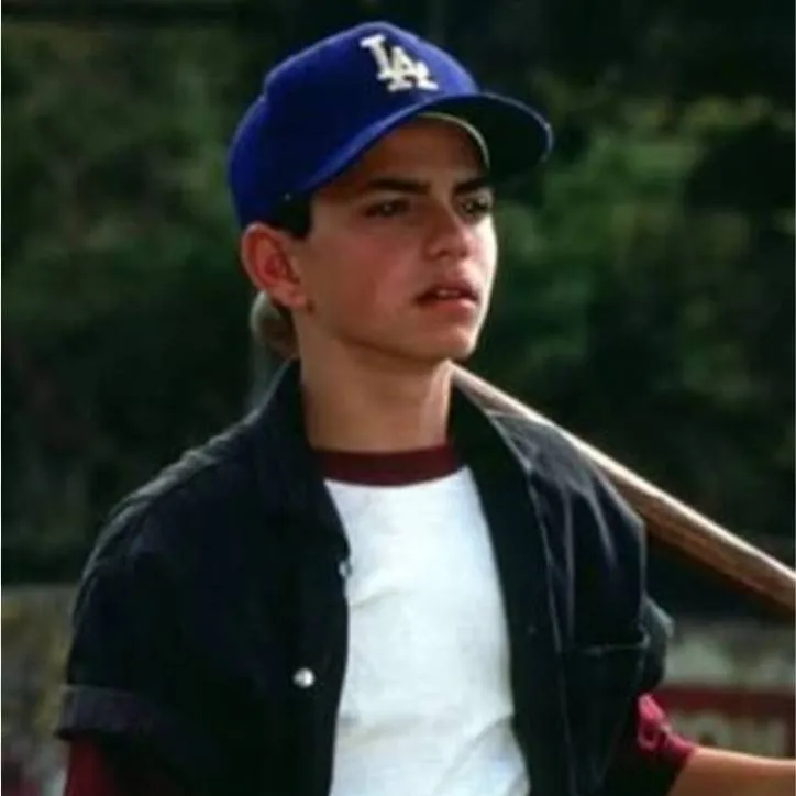 chat with ai character: benny rodriguez