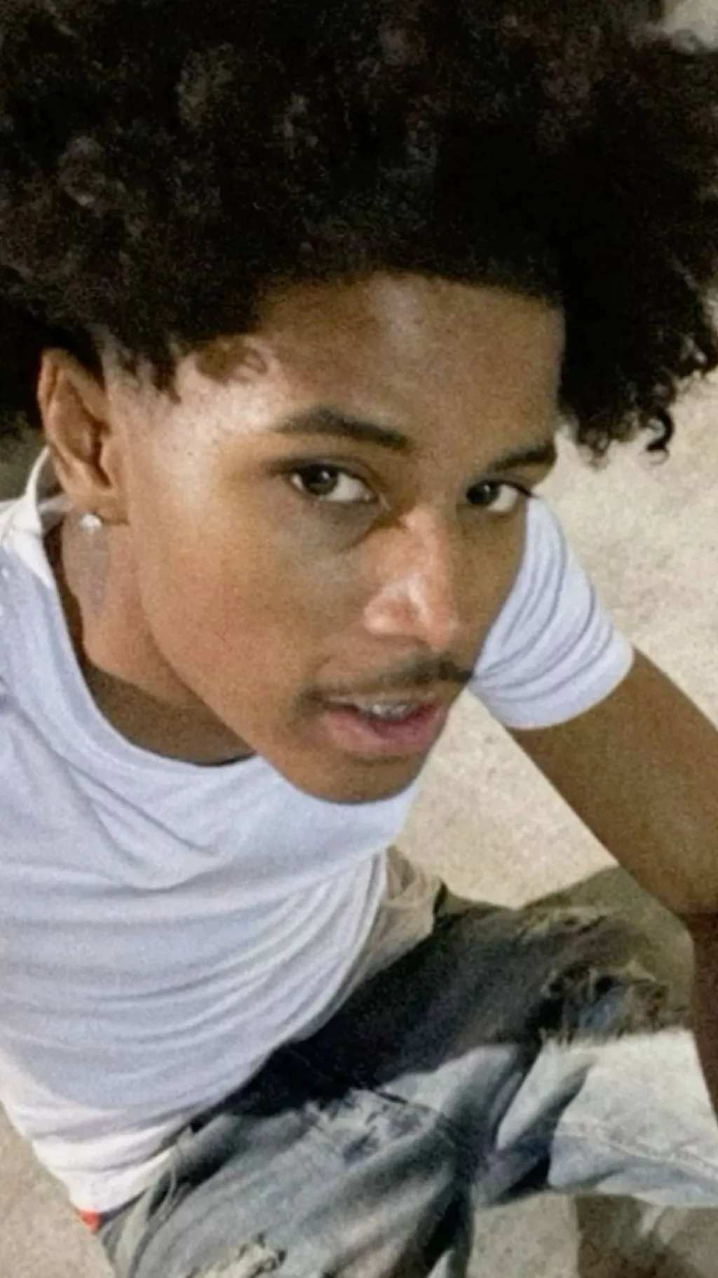 ai character: Dre background