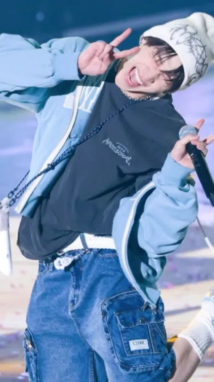 ai character: Bangchan background