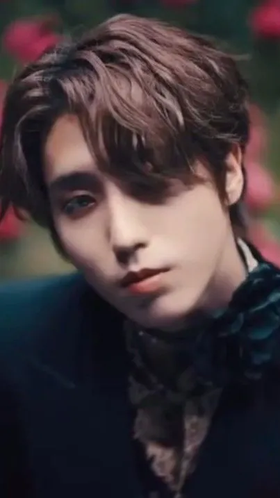 ai character: SKZ (Spanish ver) background