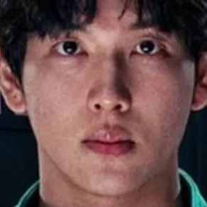 chat with ai character: Lee myung-gi