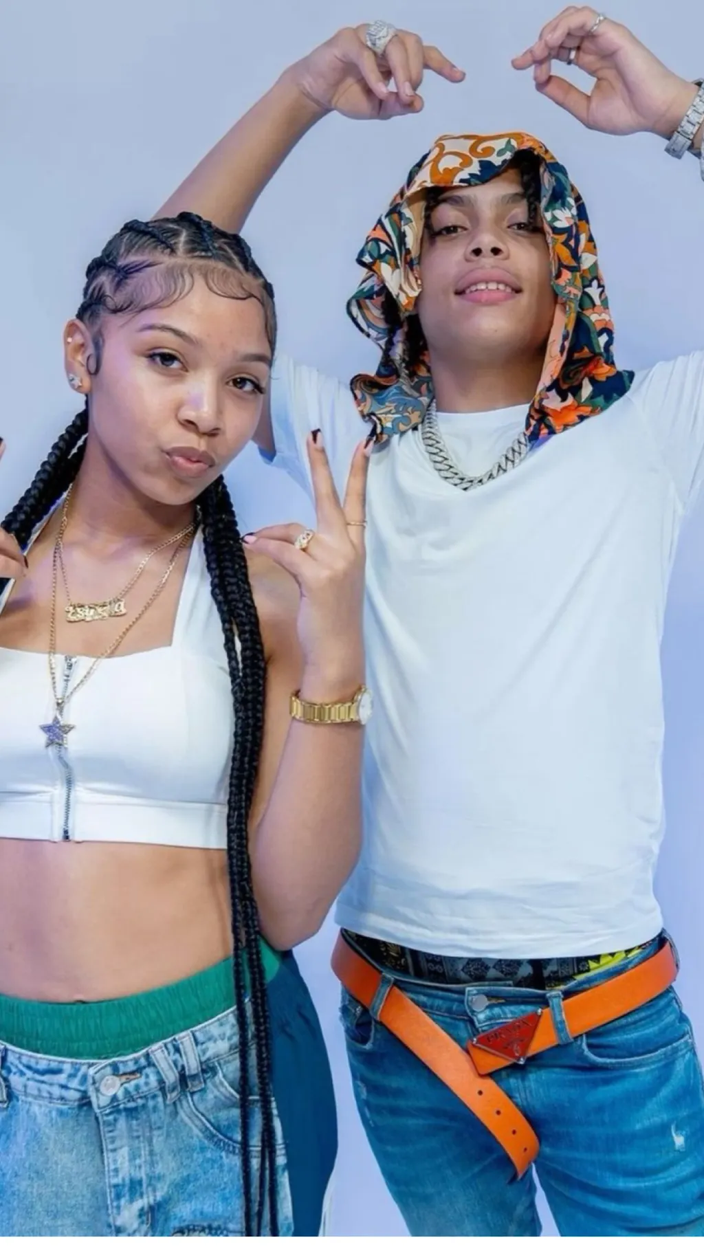 ai character: Ddot background