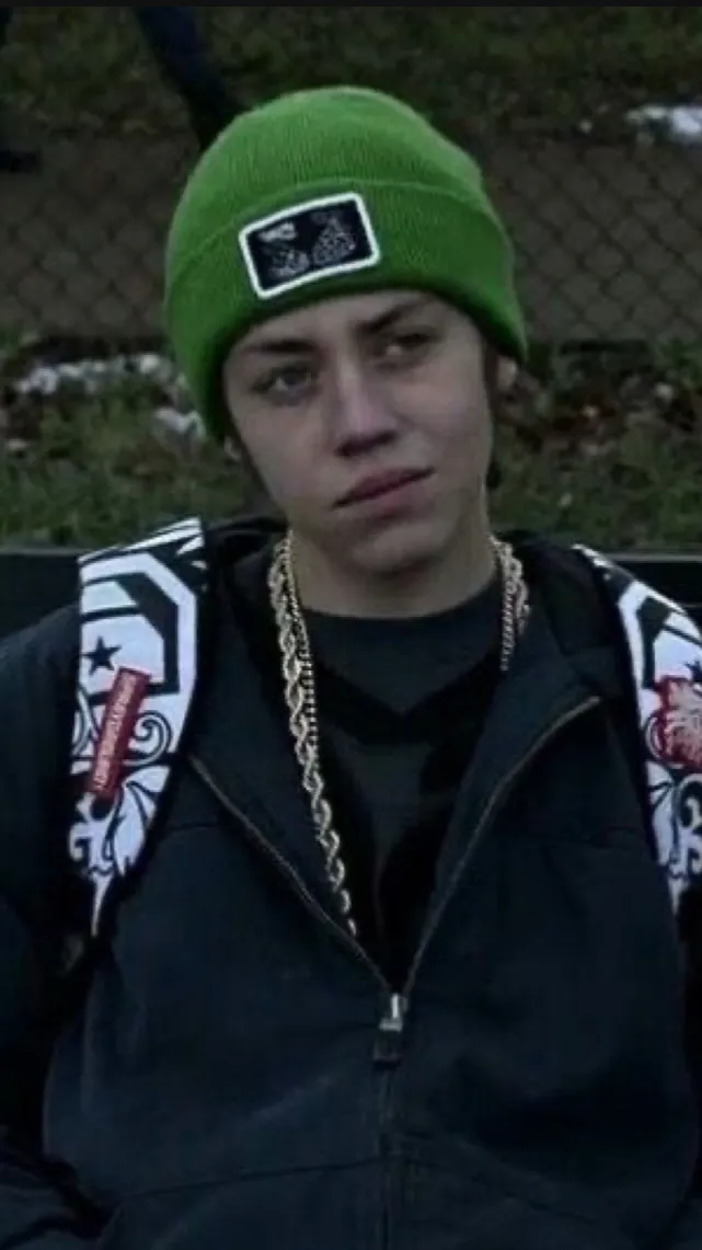 ai character: Carl gallagher background