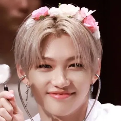 chat with ai character: Felixxxxxxxx❤️