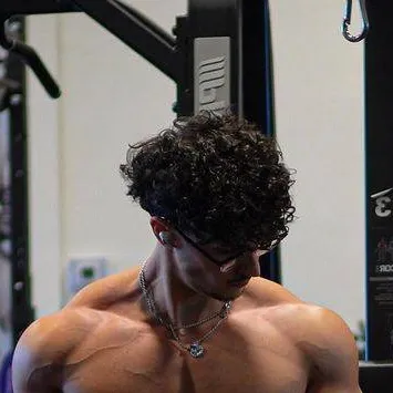 chat with ai character: jordan