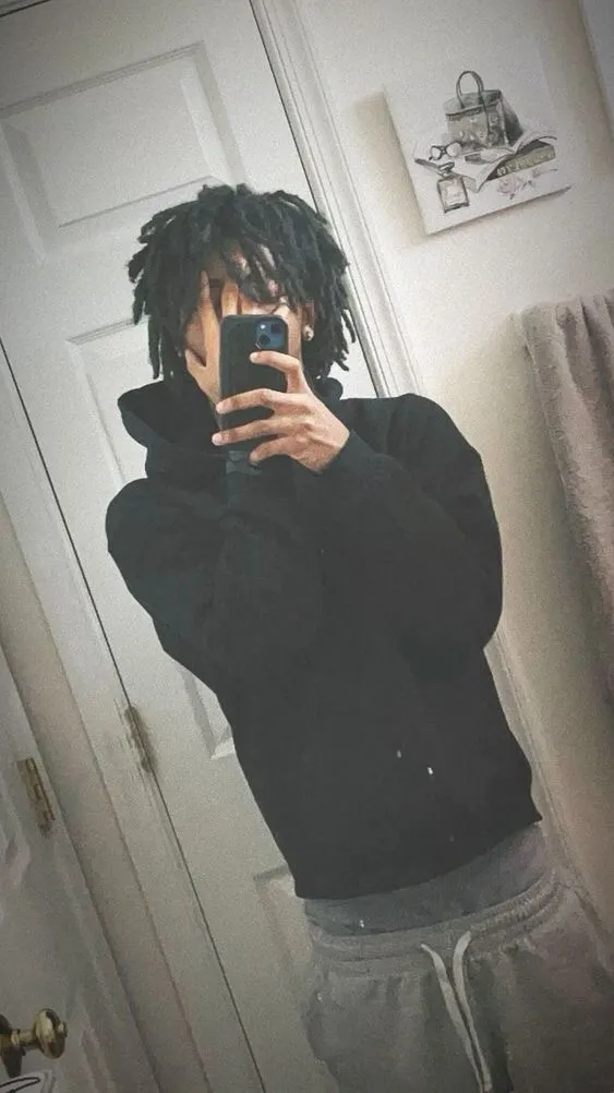 ai character: Jaq background