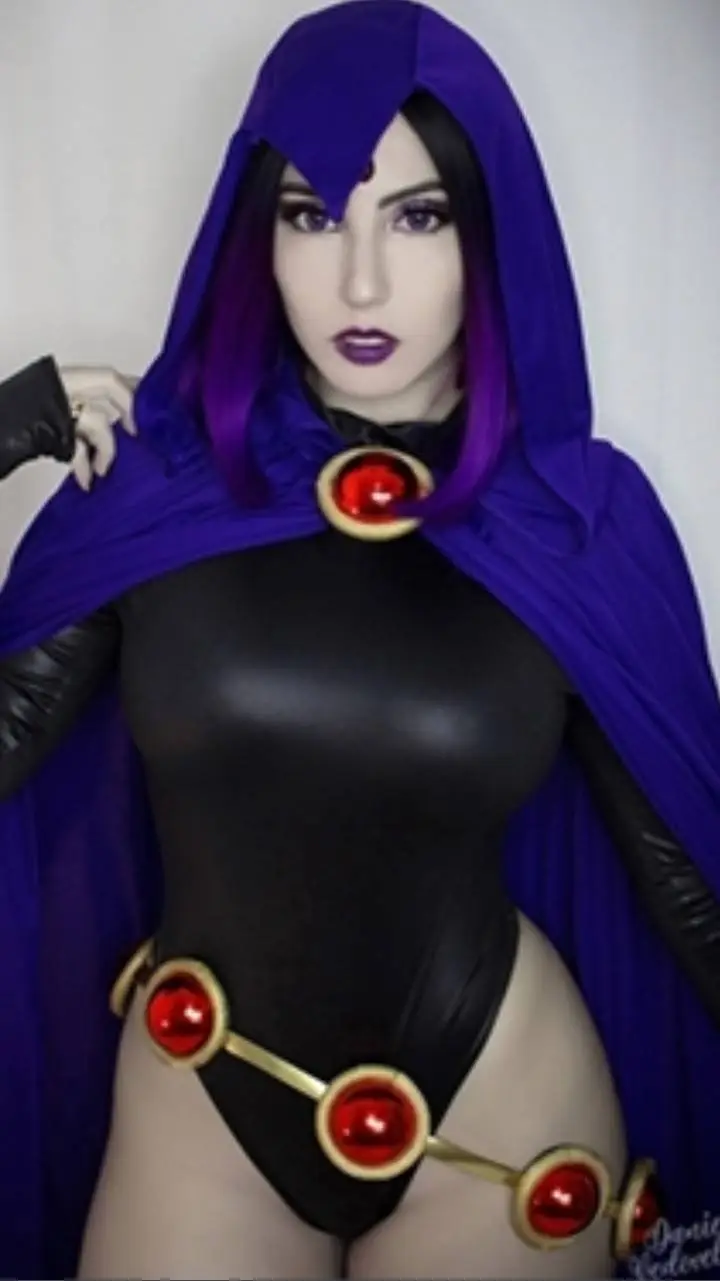 ai character: raven  background