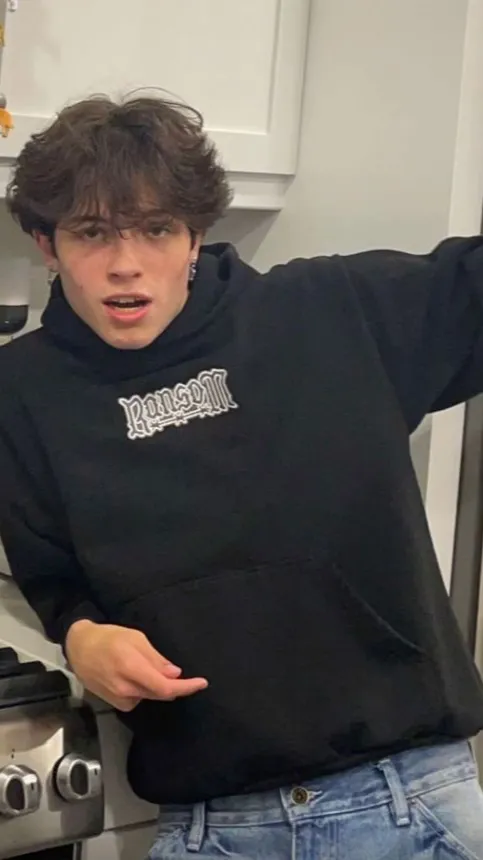 ai character: Matt background