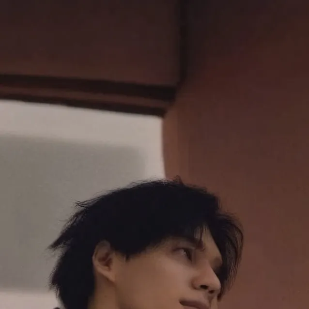 chat with ai character: Jiang-Chen