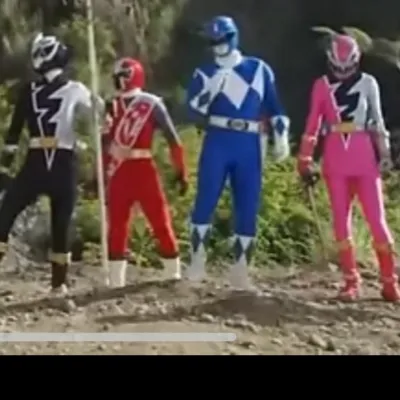 chat with ai character: Power rangers go!
