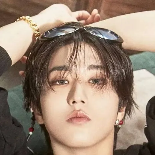 chat with ai character: han Jisung😍